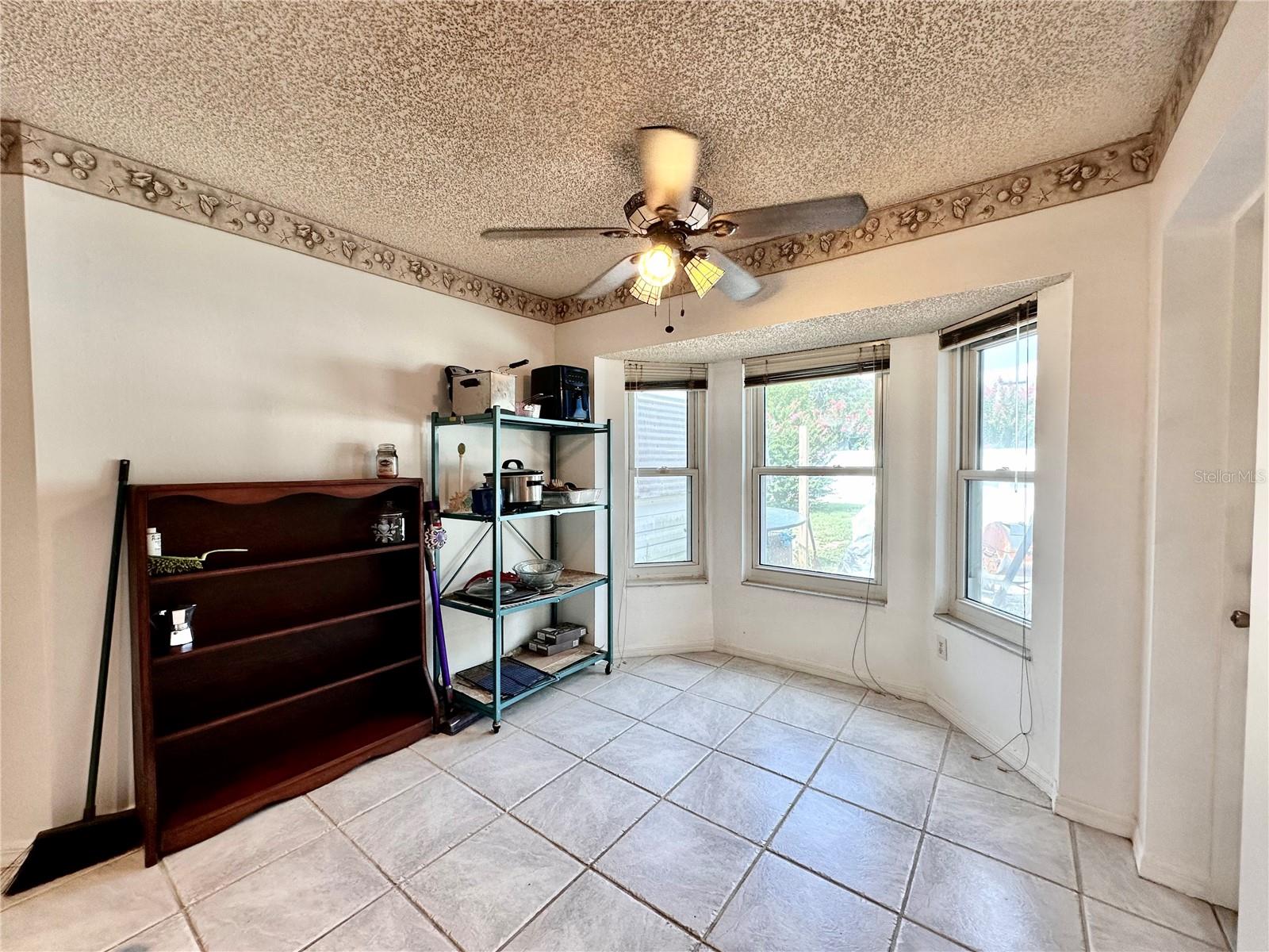 Image 8 of 24 For 7854 62nd Court