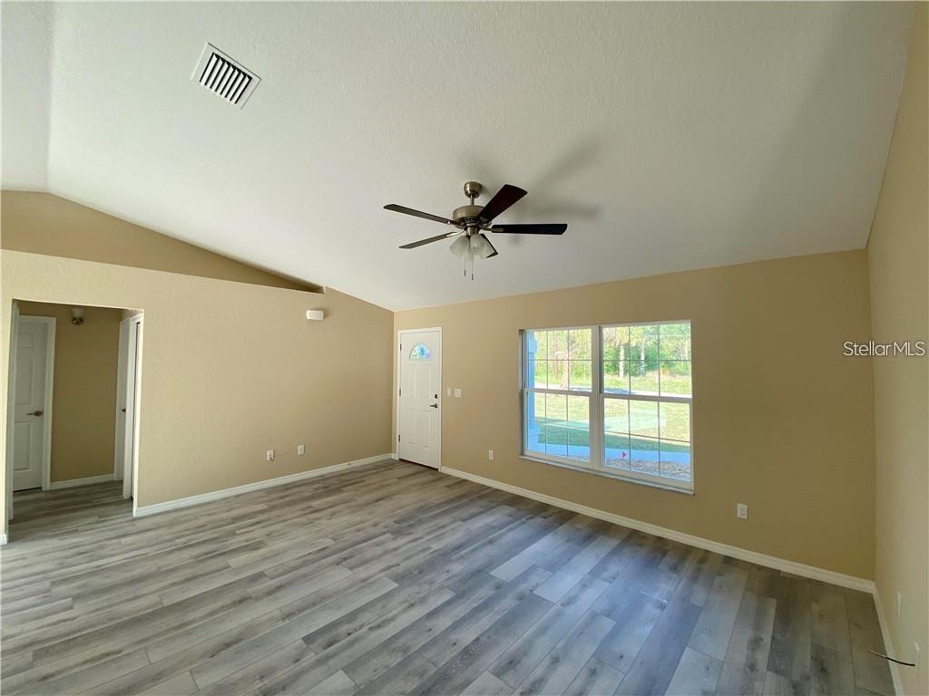 Image 4 of 21 For 1954 21st Avenue