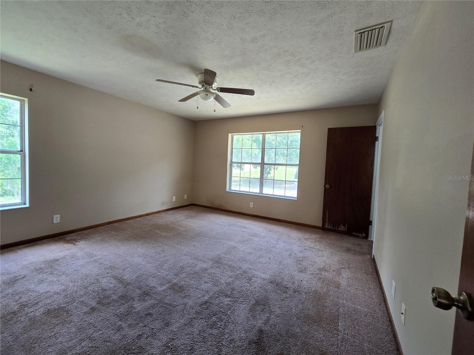 Image 22 of 49 For 17011 56th Street