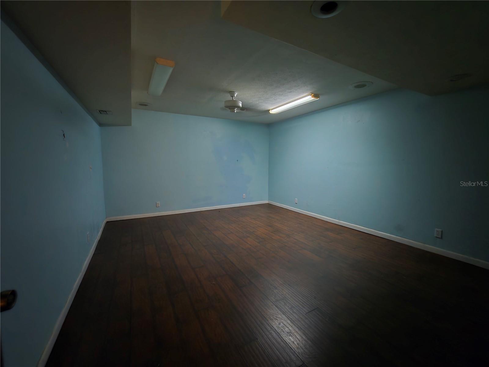 Image 36 of 49 For 17011 56th Street