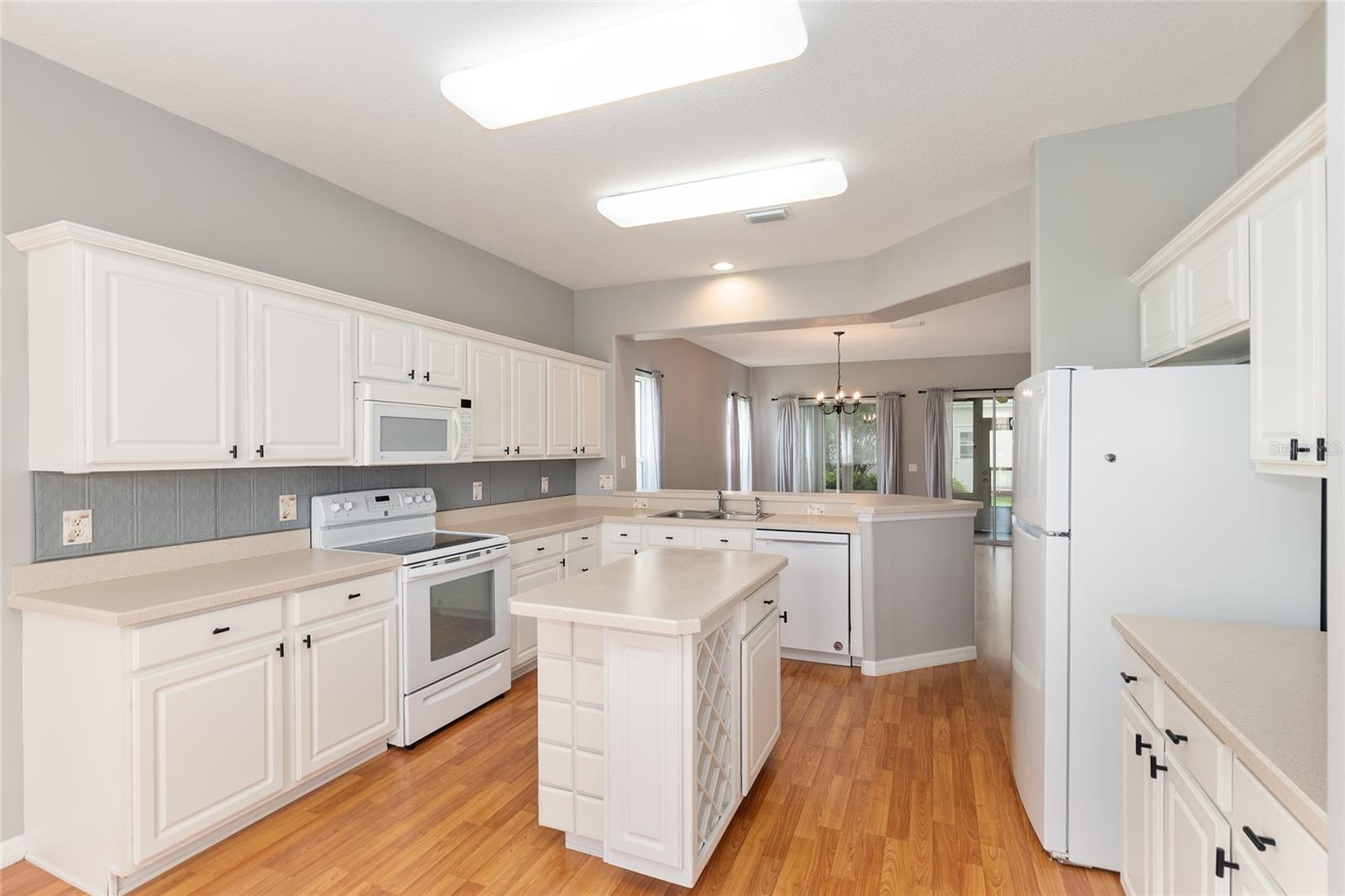 Image 32 of 77 For 9244 128th Street