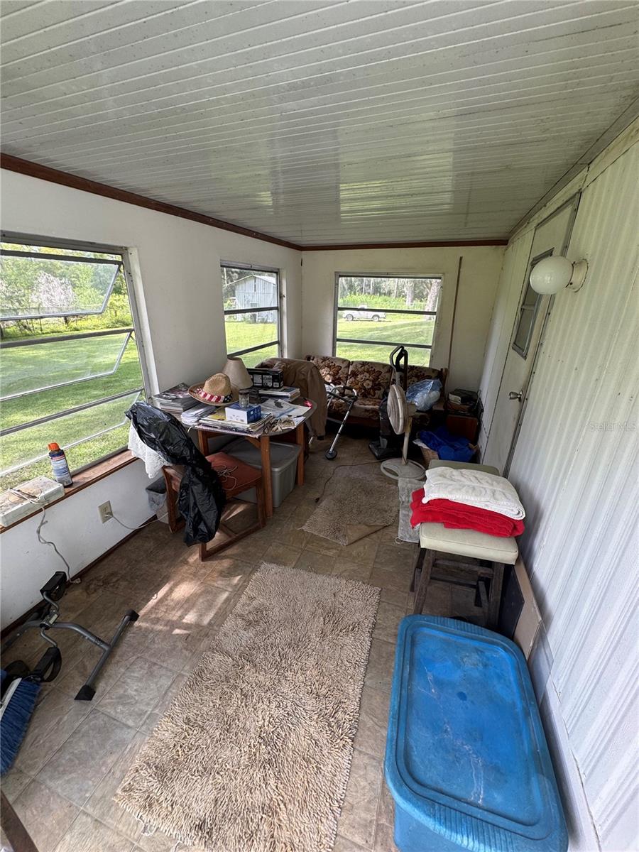 Image 15 of 29 For 2574 Cr 423  