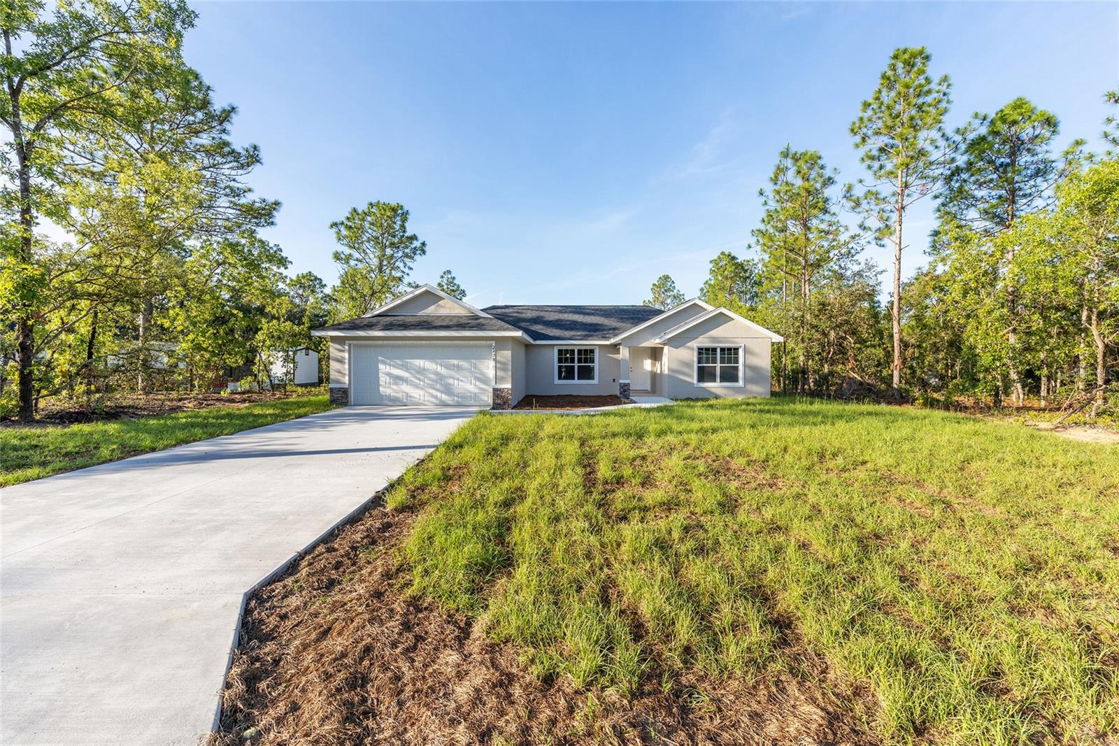 2428 Newhope Lane