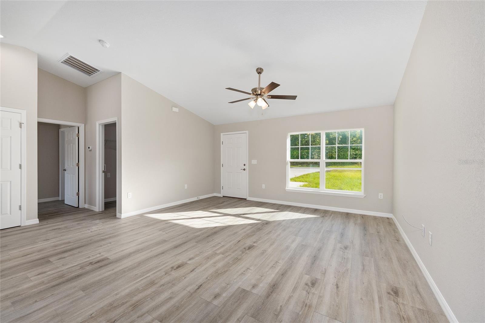Image 9 of 30 For 205 Ruska Place