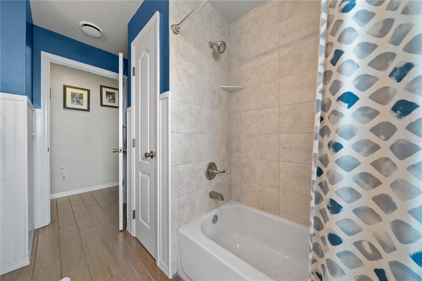 Image 32 of 41 For 9199 48th Court Road