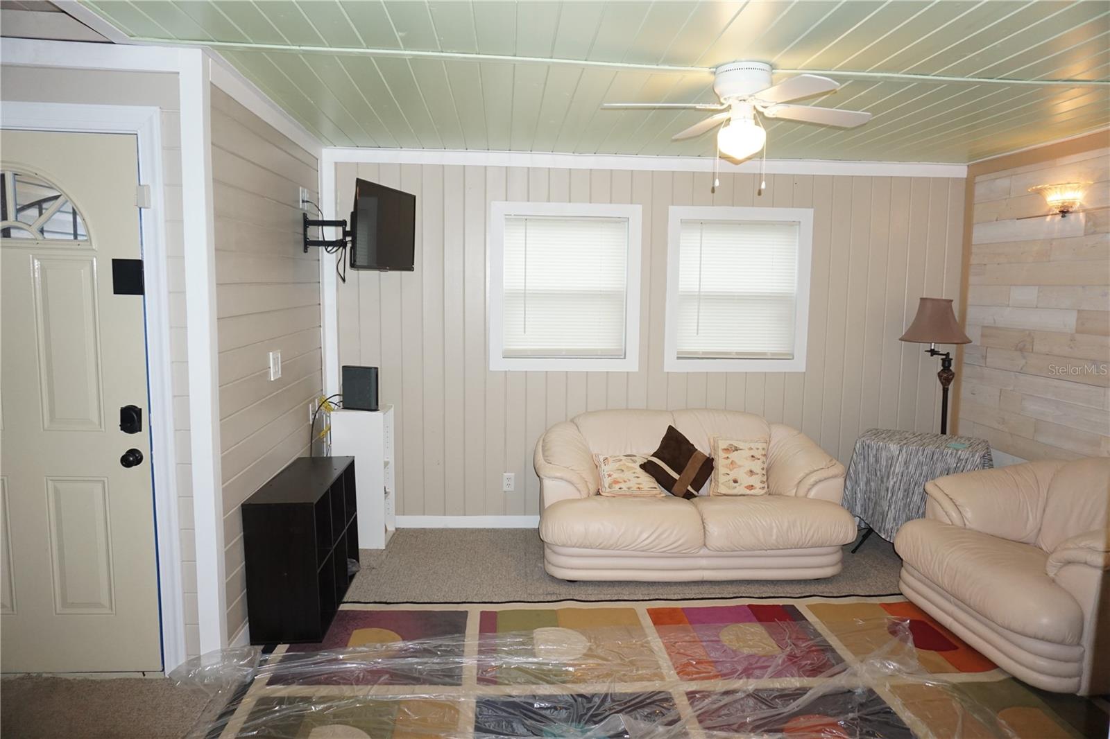 Image 9 of 56 For 5330 30th Avenue