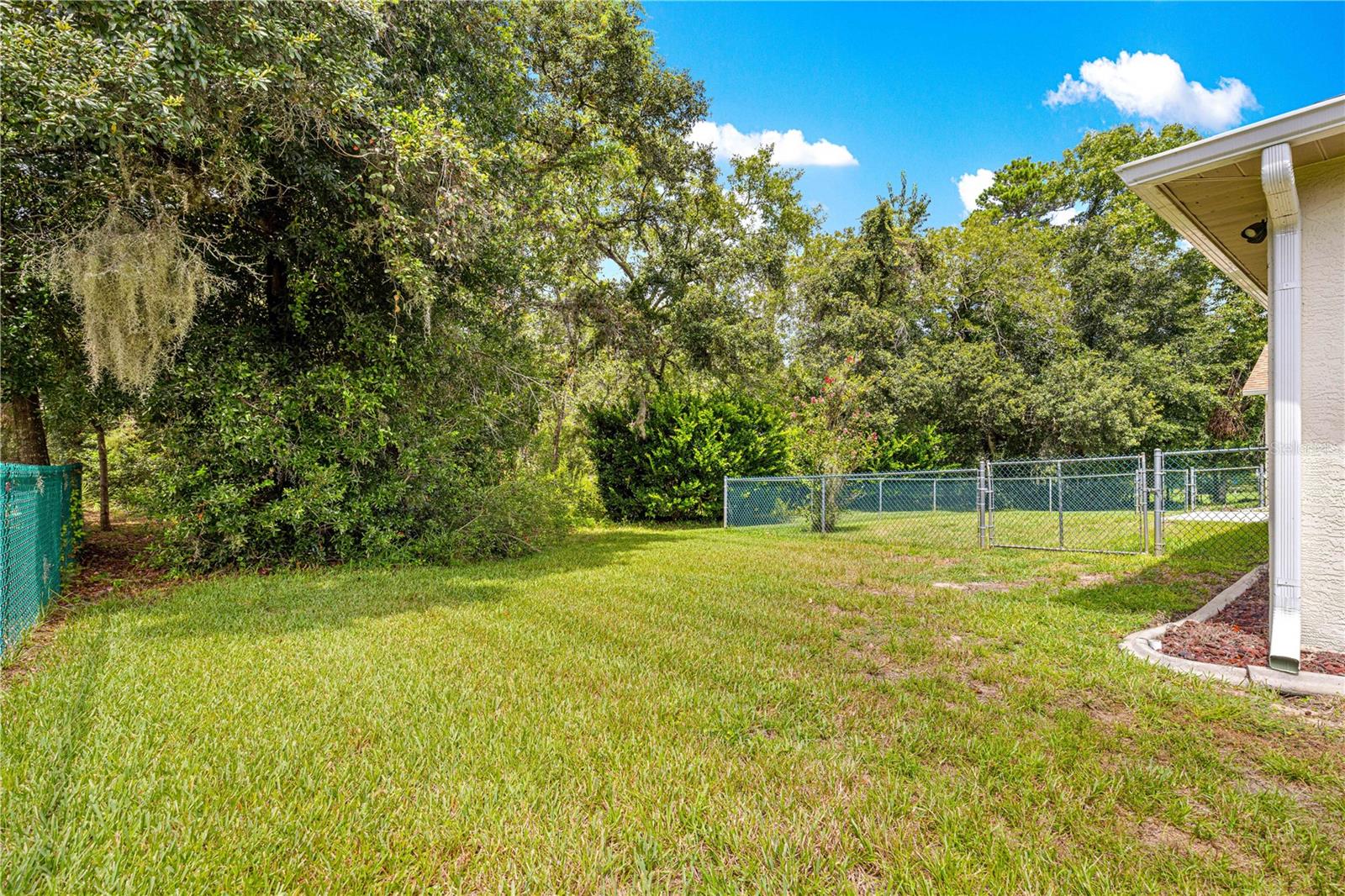 Image 40 of 57 For 10884 53rd Circle
