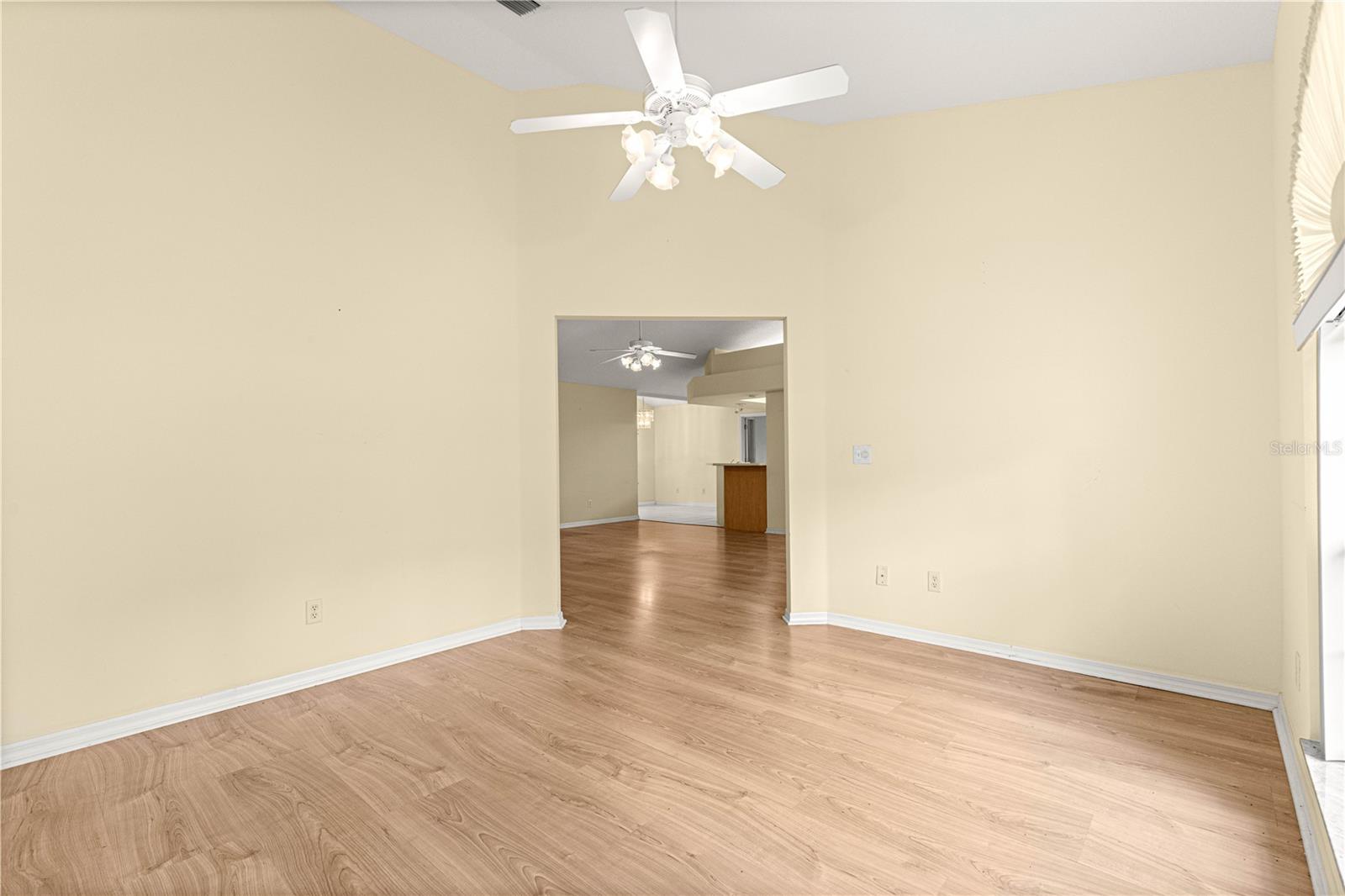 Image 5 of 57 For 10884 53rd Circle