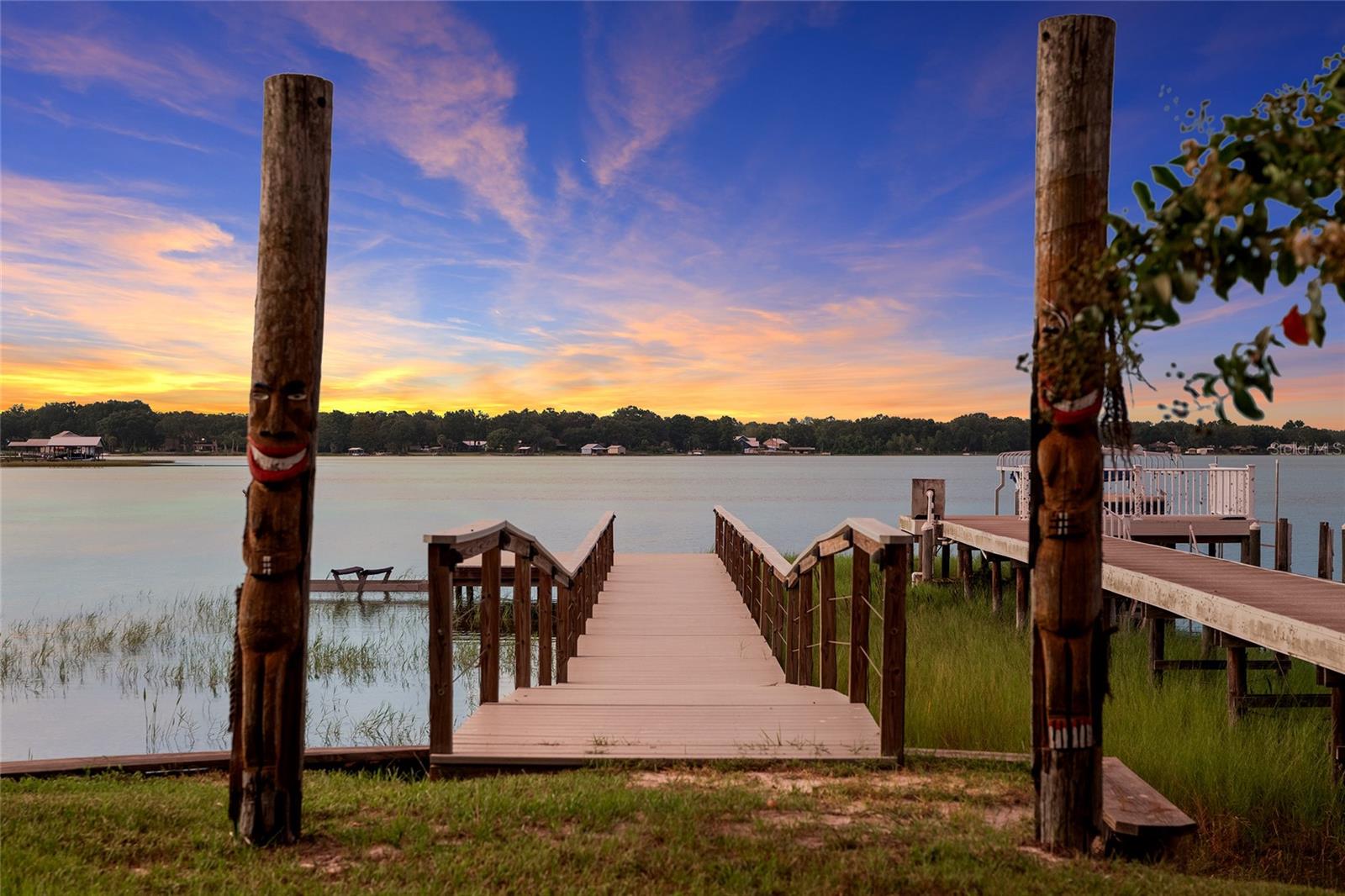 Image 4 of 65 For 10745 Sunset Harbor Road