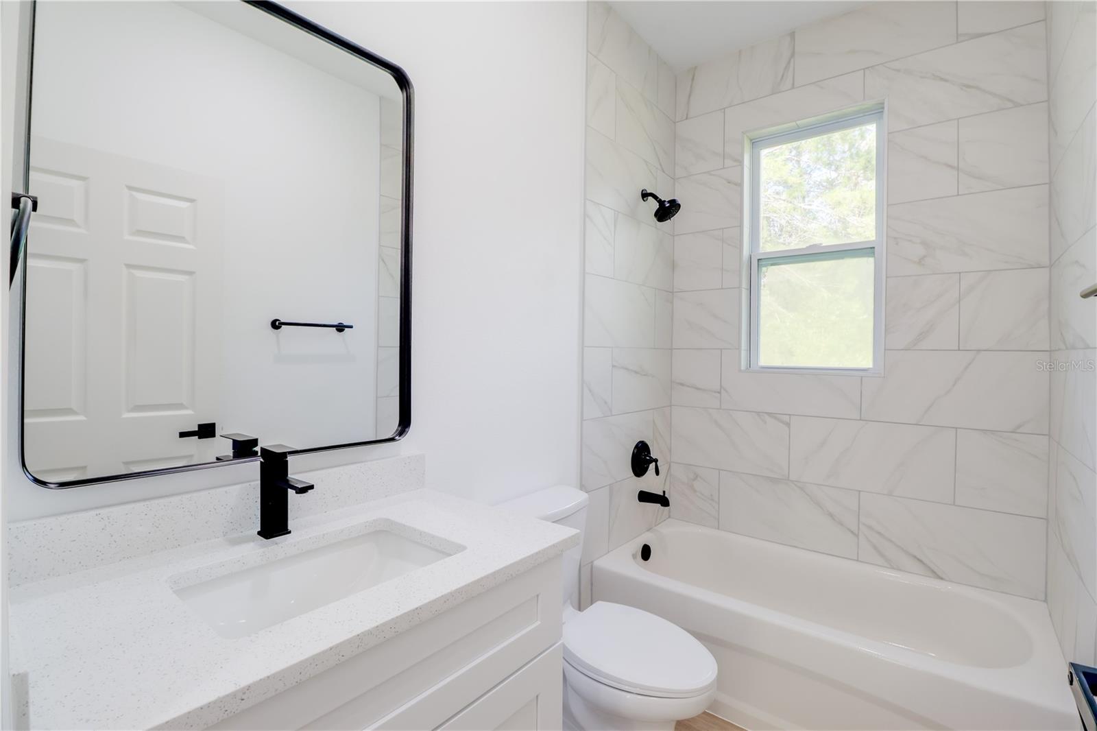 Image 21 of 24 For 125 Fisher Way