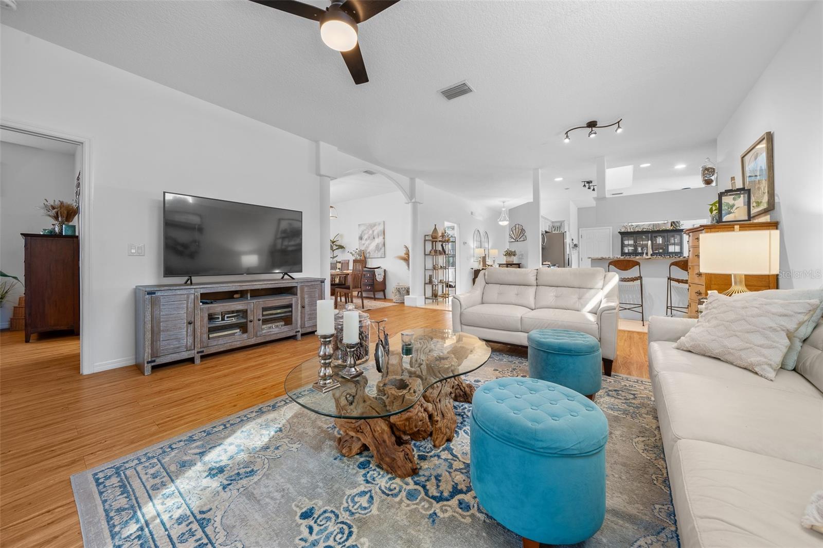 Image 11 of 44 For 3533 Belgrave Drive
