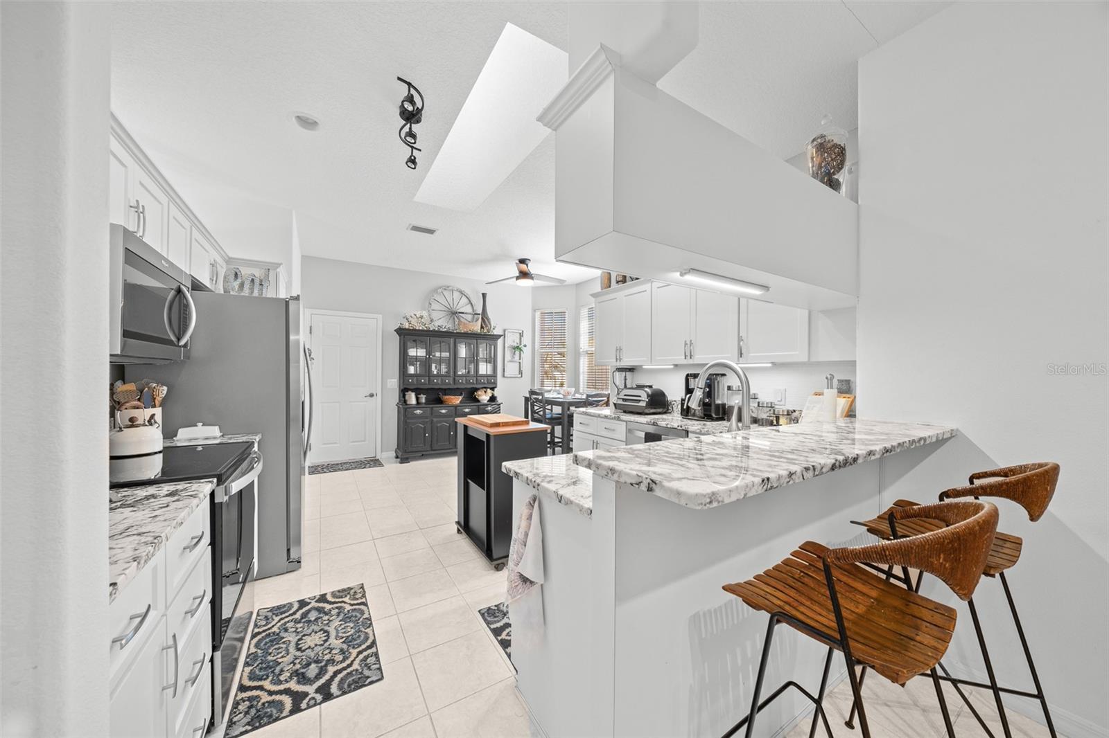 Image 14 of 44 For 3533 Belgrave Drive