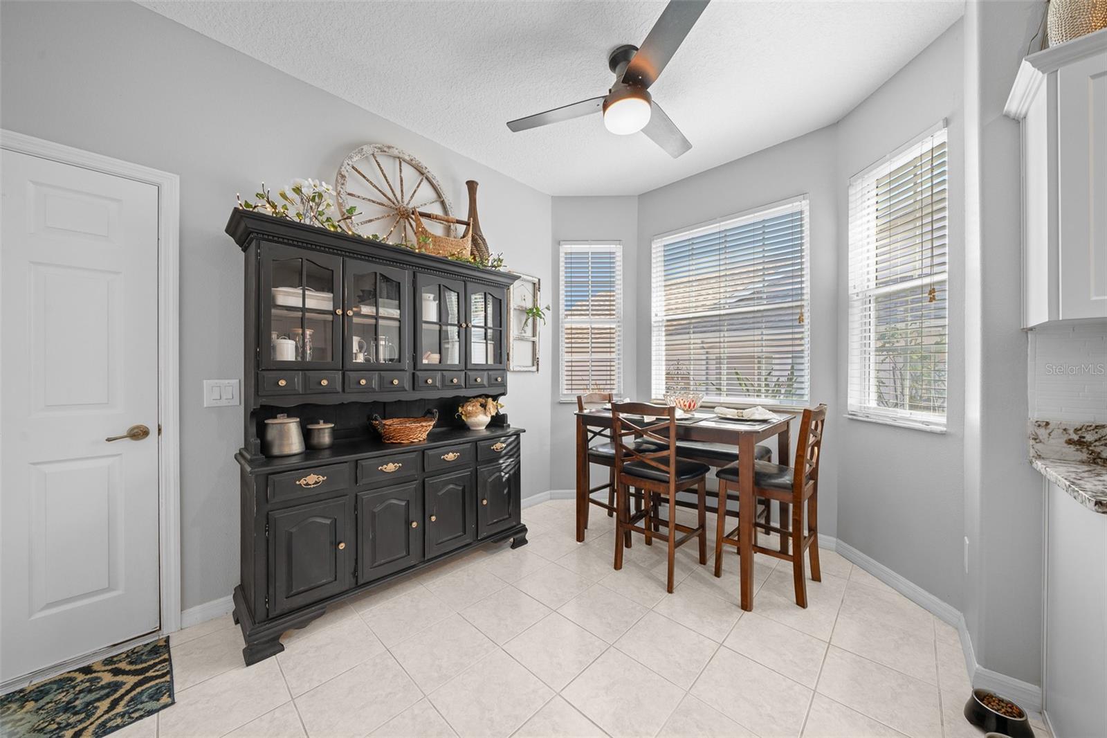 Image 17 of 44 For 3533 Belgrave Drive