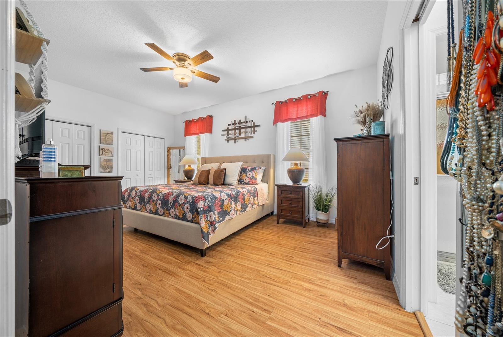 Image 20 of 44 For 3533 Belgrave Drive