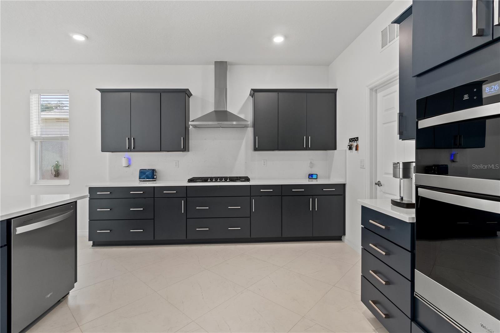 Image 10 of 46 For 7283 86th Avenue