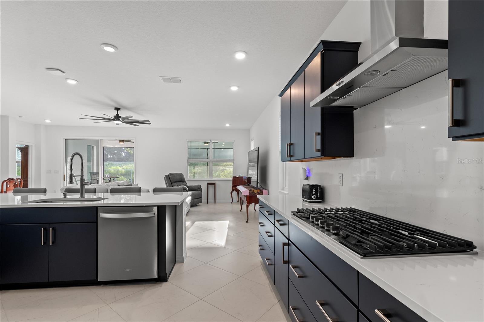 Image 11 of 46 For 7283 86th Avenue