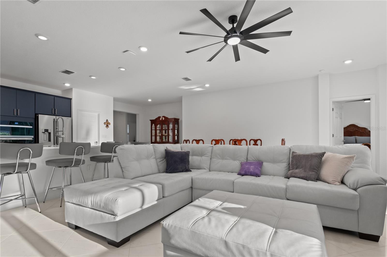 Image 12 of 46 For 7283 86th Avenue