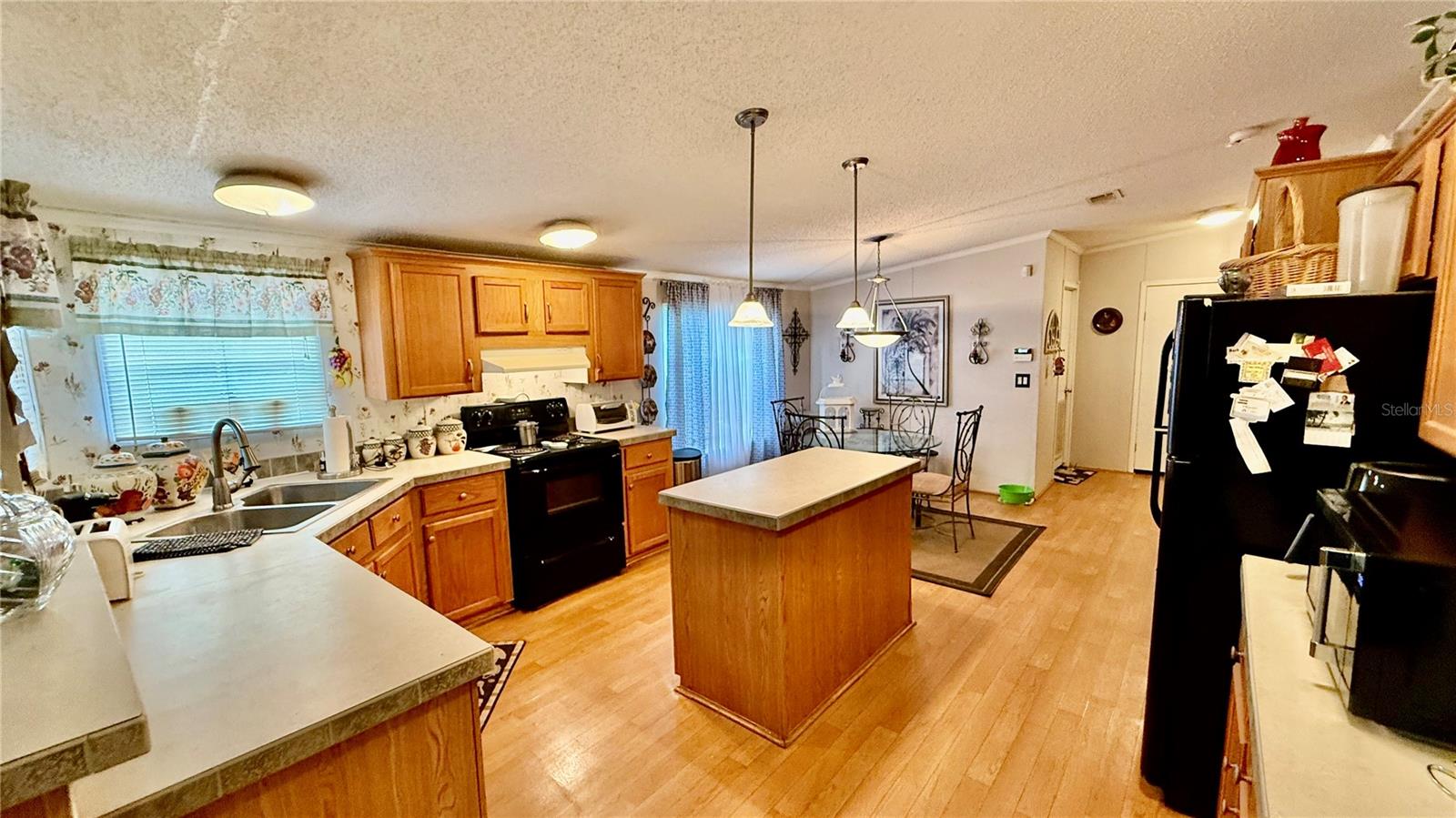 Image 3 of 47 For 11571 83rd Terrace