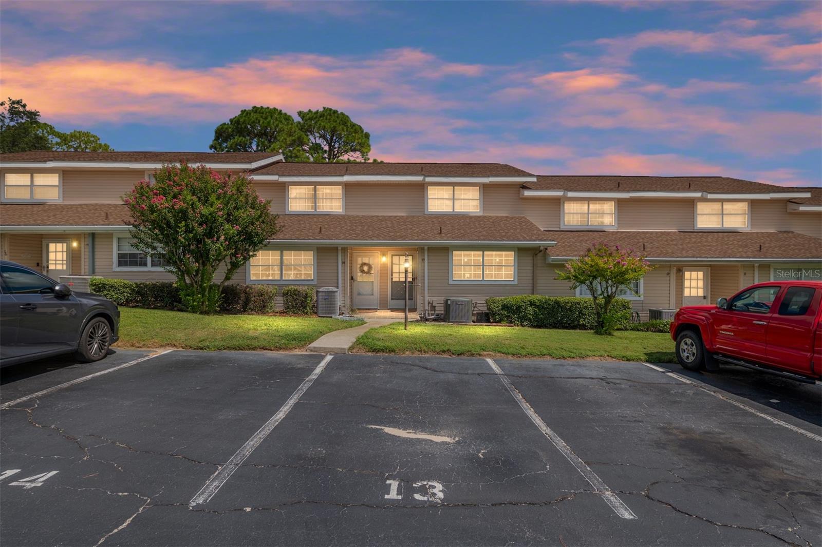 Image 42 of 50 For 11001 Sunset Harbor Road B13