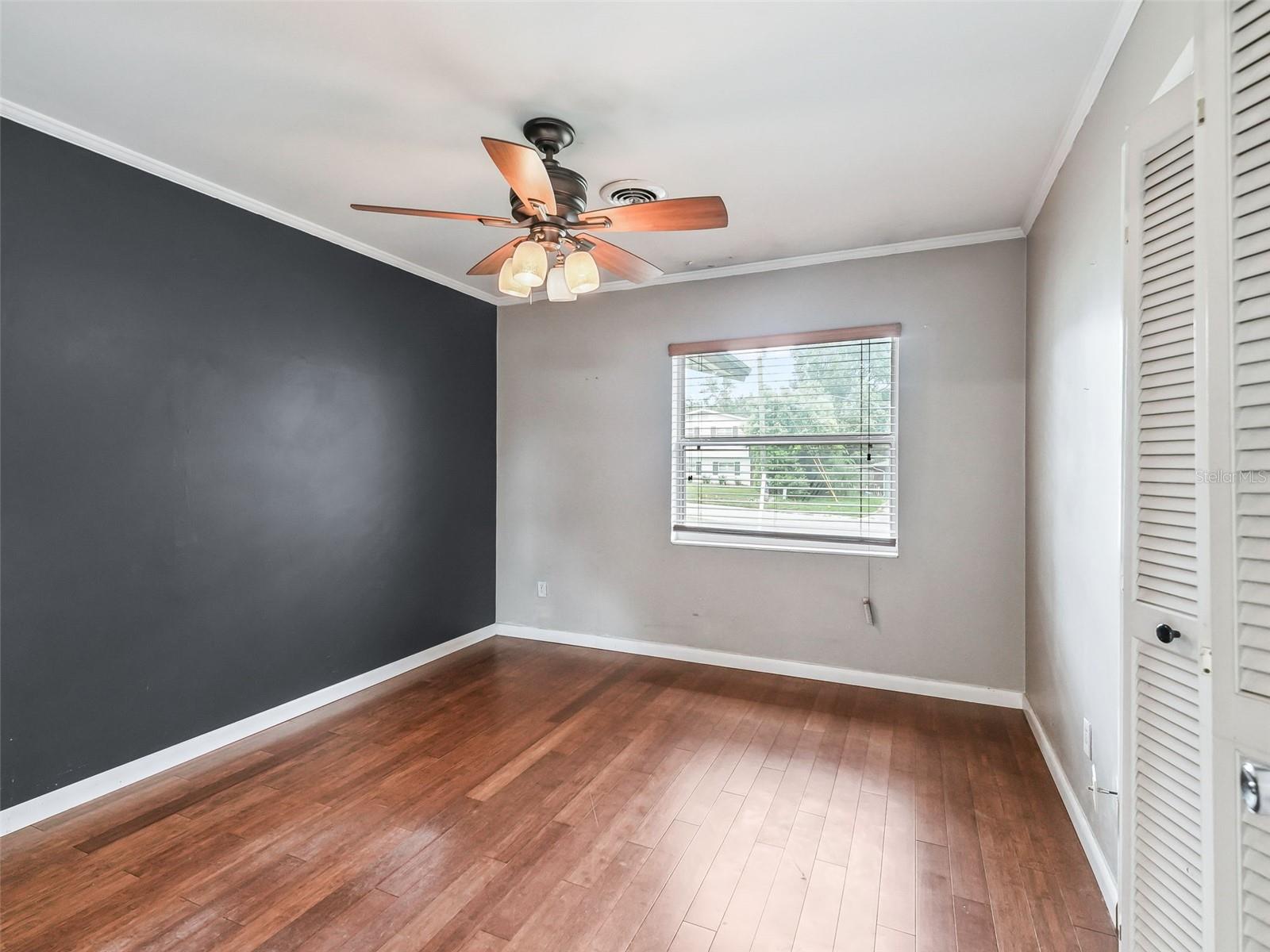 Image 14 of 37 For 652 18th Street