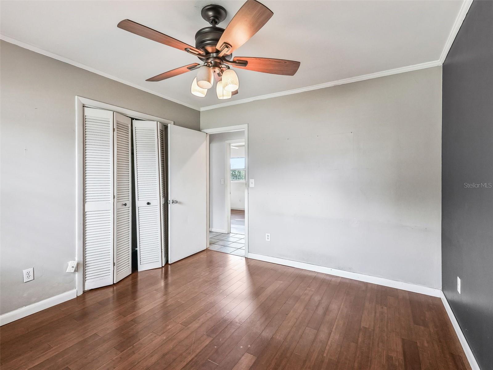Image 15 of 37 For 652 18th Street