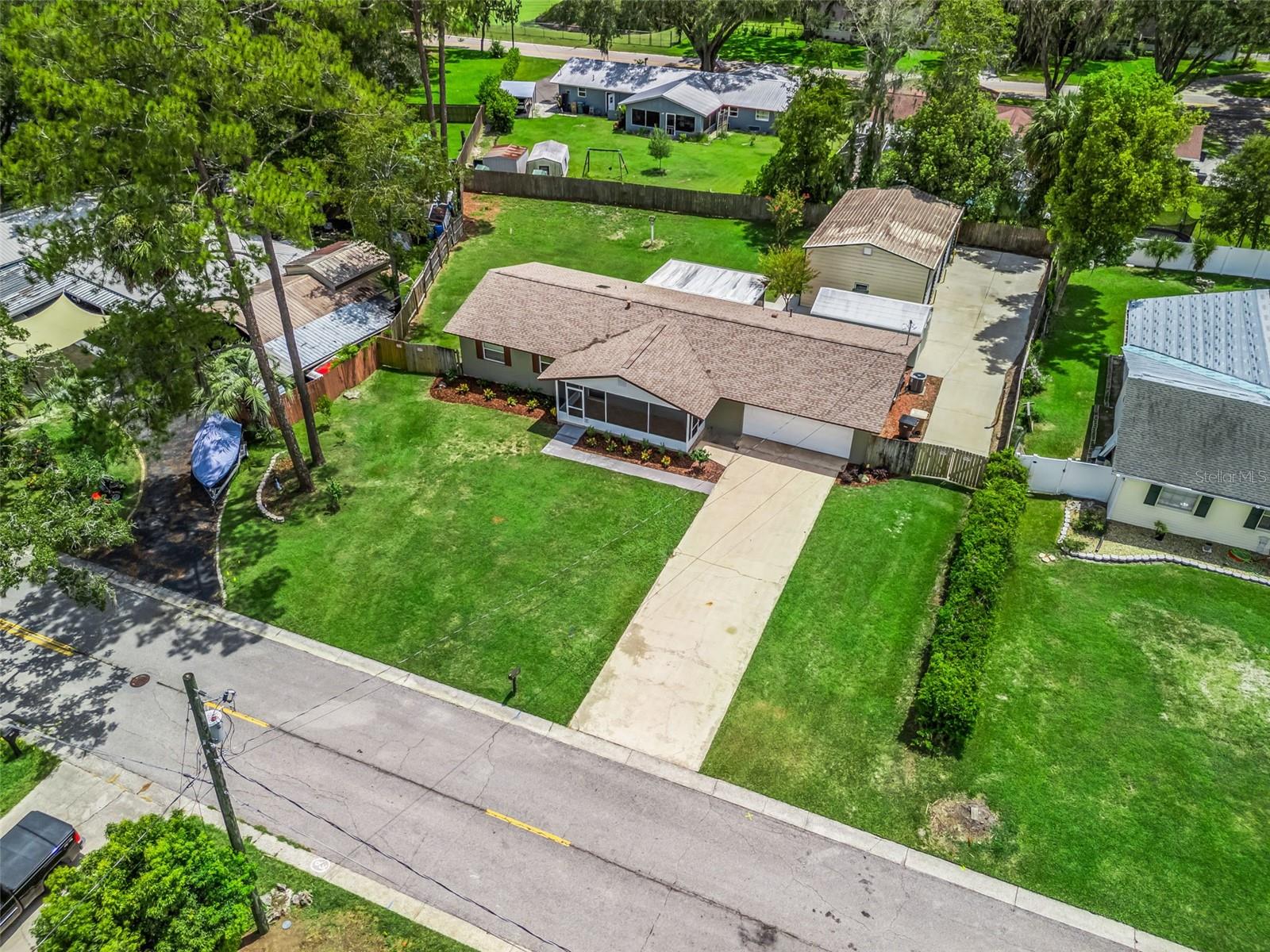 Image 2 of 37 For 652 18th Street
