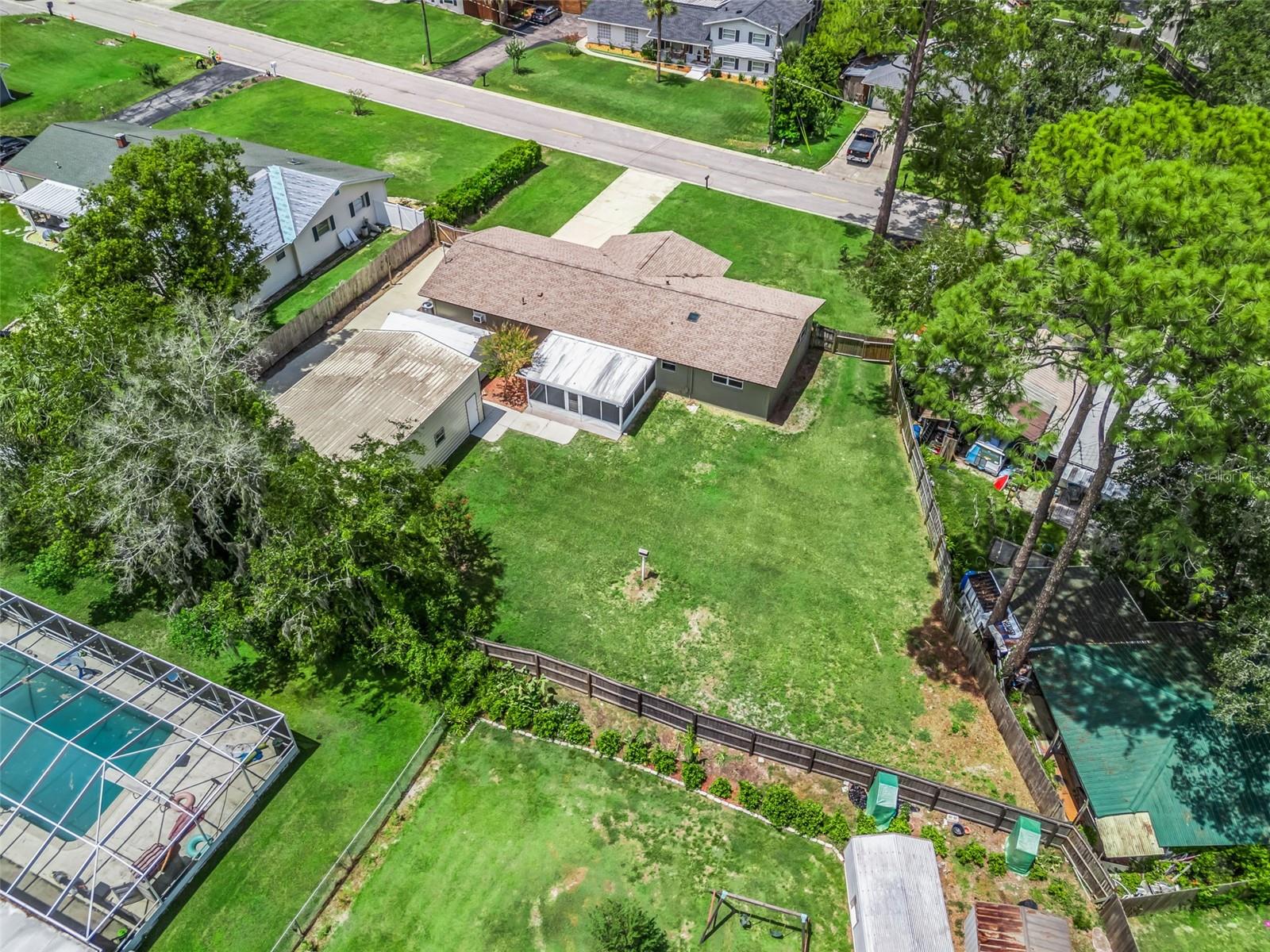 Image 33 of 37 For 652 18th Street