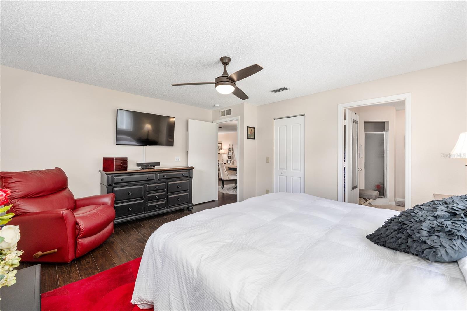 Image 11 of 29 For 9691 95th Court D