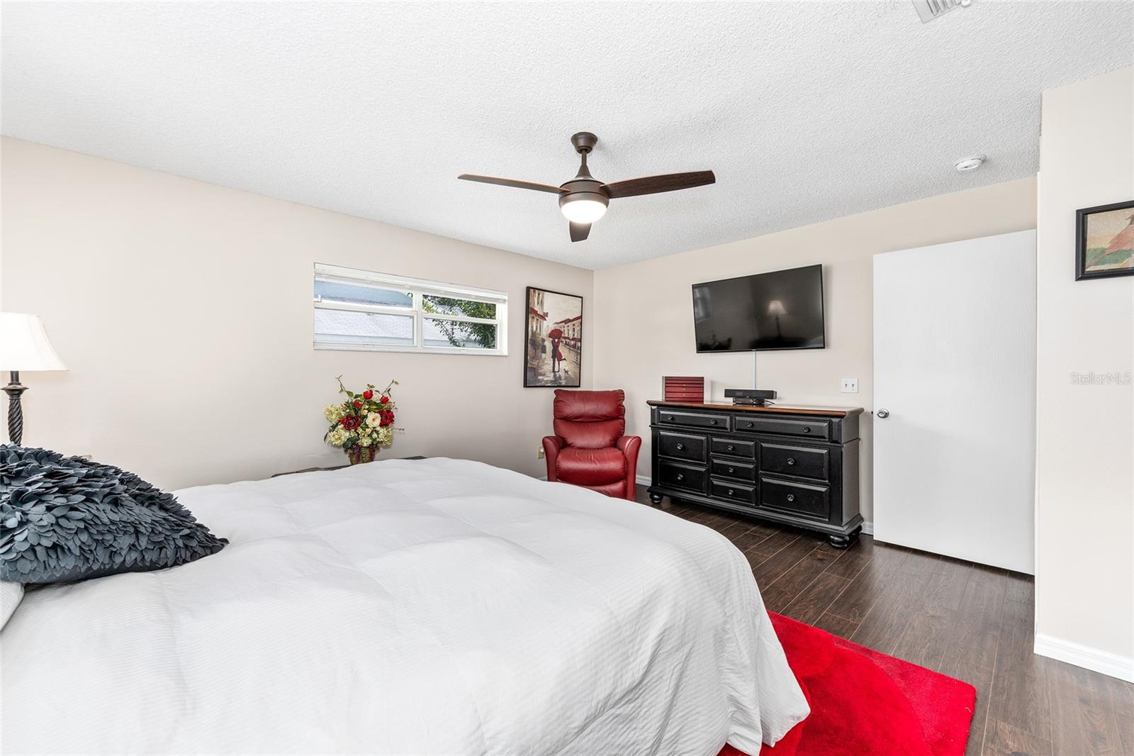 Image 12 of 29 For 9691 95th Court D