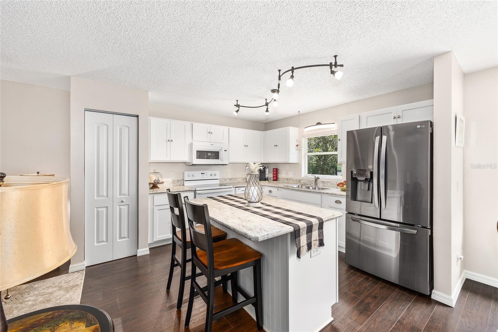 Image 21 of 29 For 9691 95th Court D