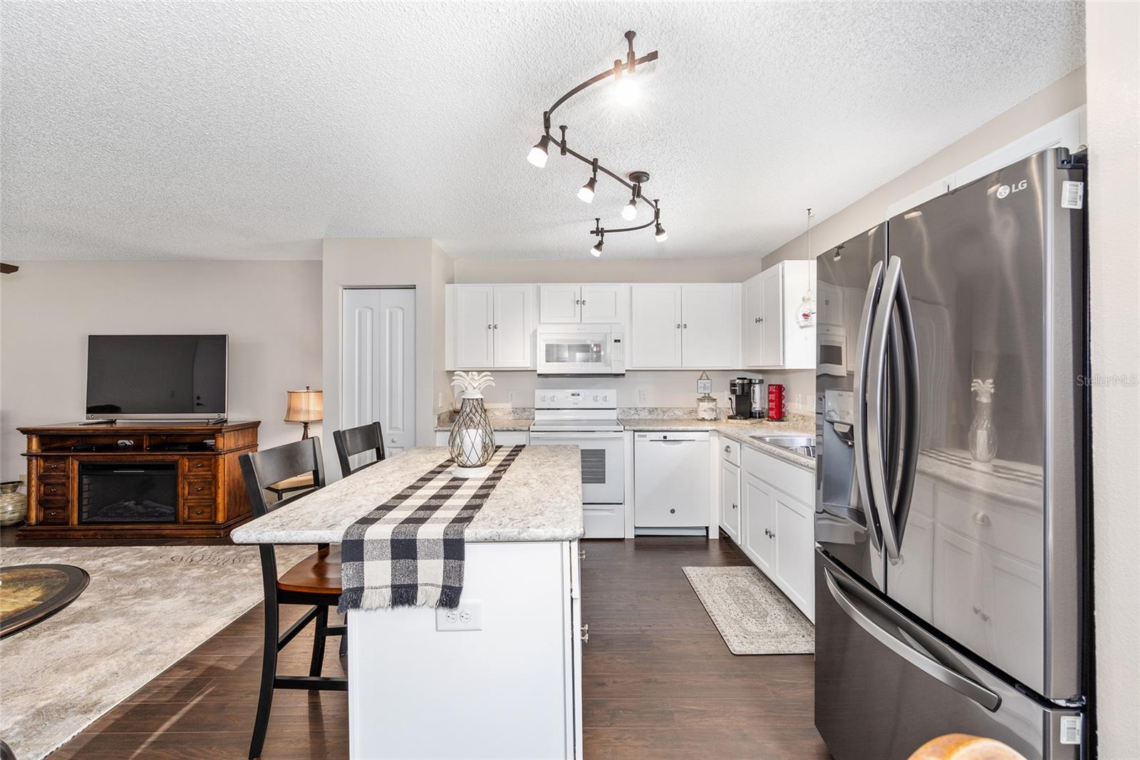 Image 22 of 29 For 9691 95th Court D