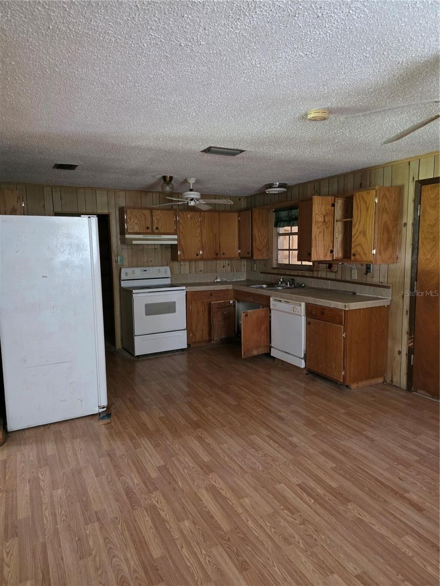 Image 3 of 13 For 14741 116th Court