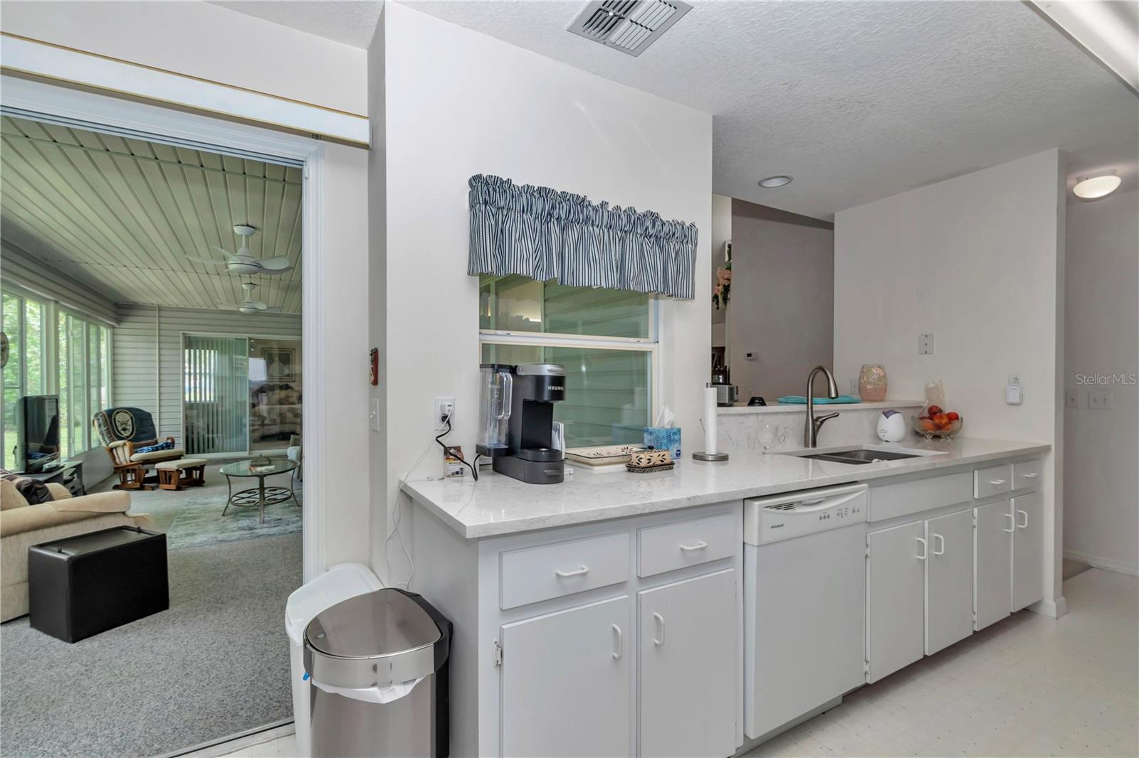 Image 13 of 40 For 8342 65th Avenue