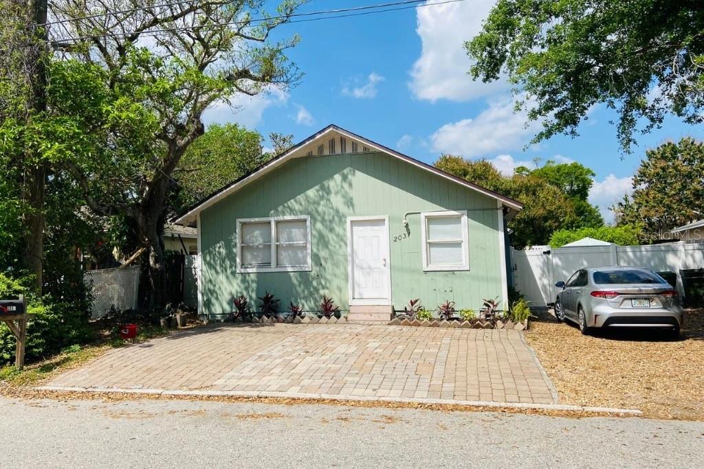 Image 2 of 26 For 2031 4th Street