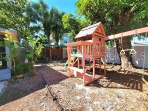 Image 21 of 26 For 2031 4th Street