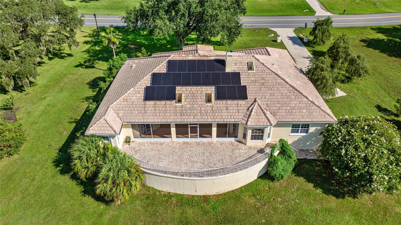 Image 4 of 98 For 482 Fenway Drive