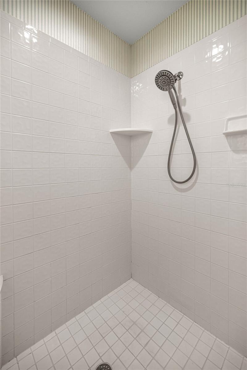 Image 43 of 98 For 482 Fenway Drive