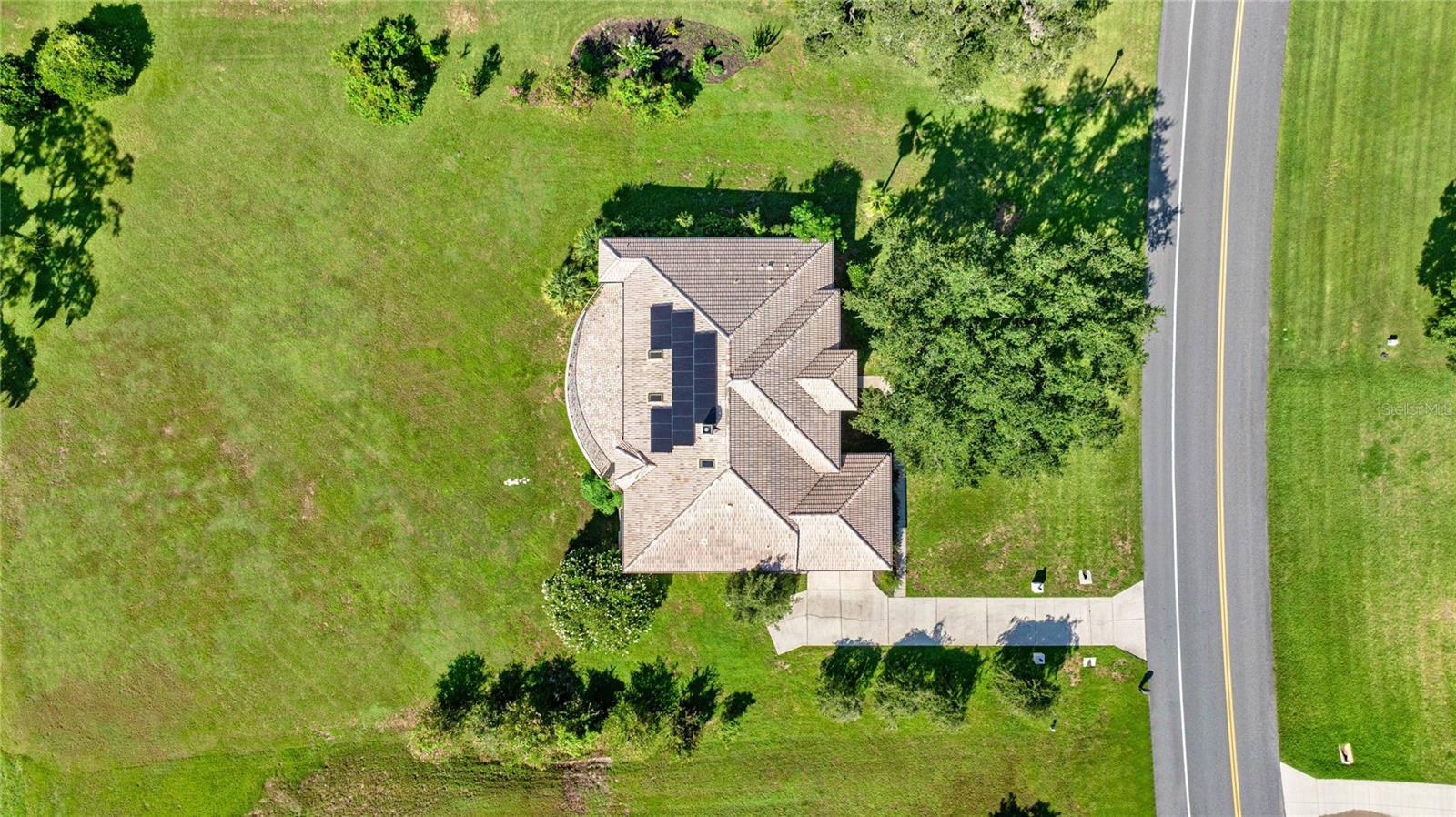 Image 61 of 98 For 482 Fenway Drive