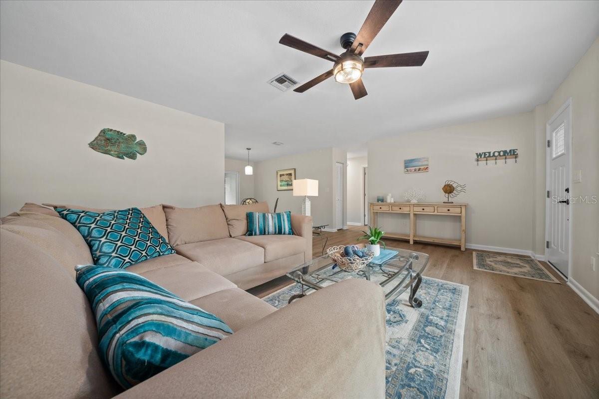 Image 18 of 48 For 20240 95th Street