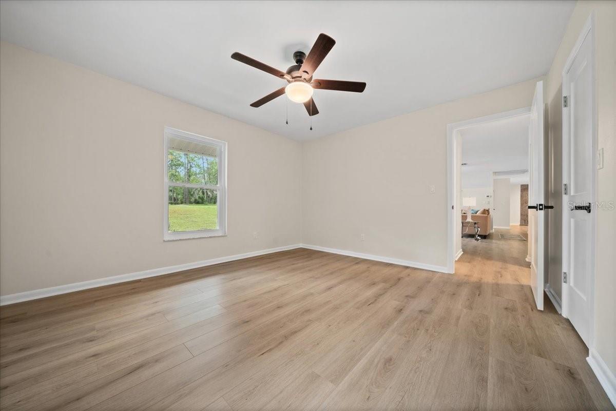 Image 22 of 48 For 20240 95th Street