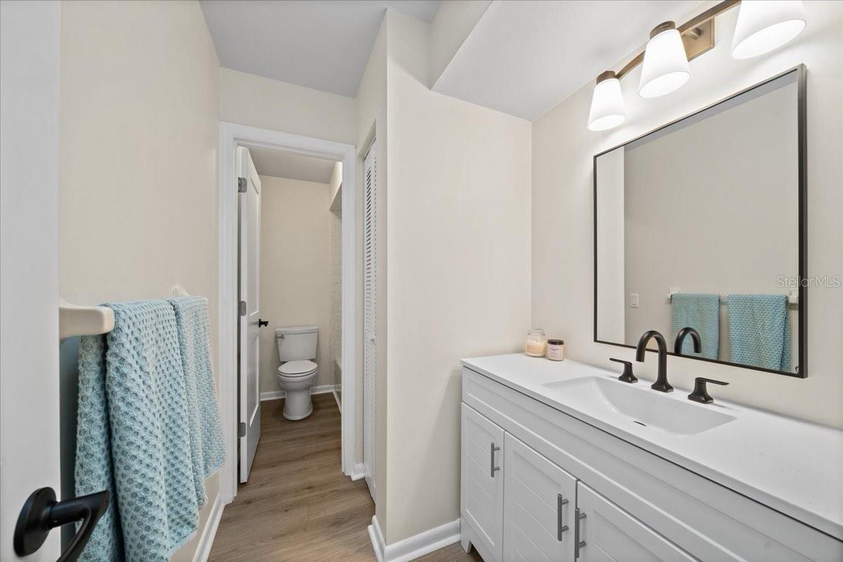 Image 24 of 48 For 20240 95th Street