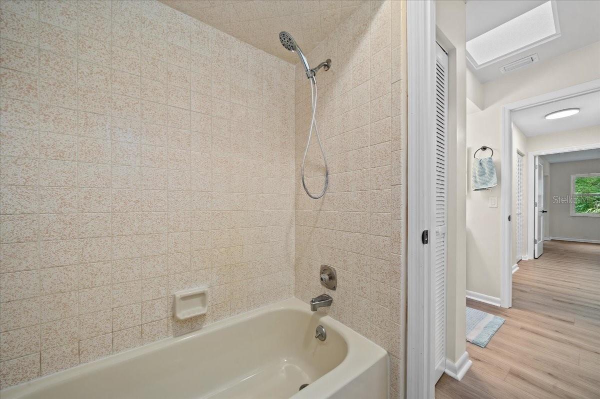 Image 26 of 48 For 20240 95th Street