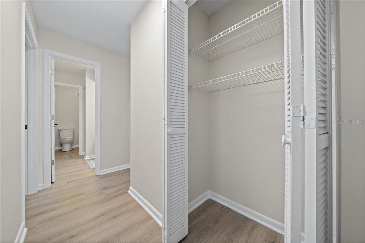 Image 29 of 48 For 20240 95th Street