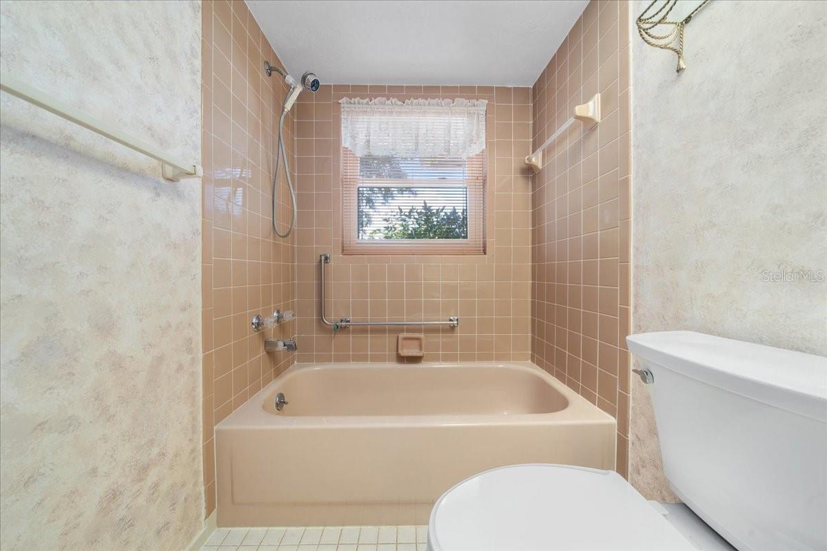Image 31 of 71 For 3089 Camomile Point