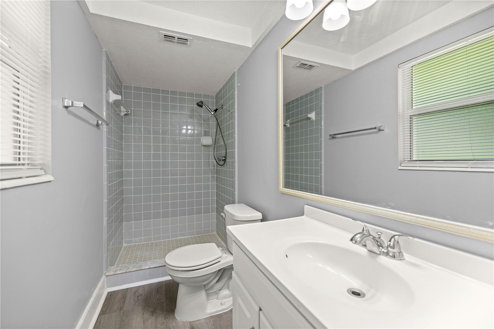 Image 17 of 29 For 2830 7th Street