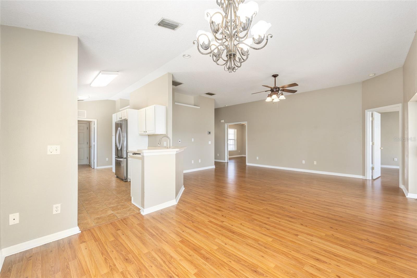 Image 20 of 44 For 10323 Patrick Drive