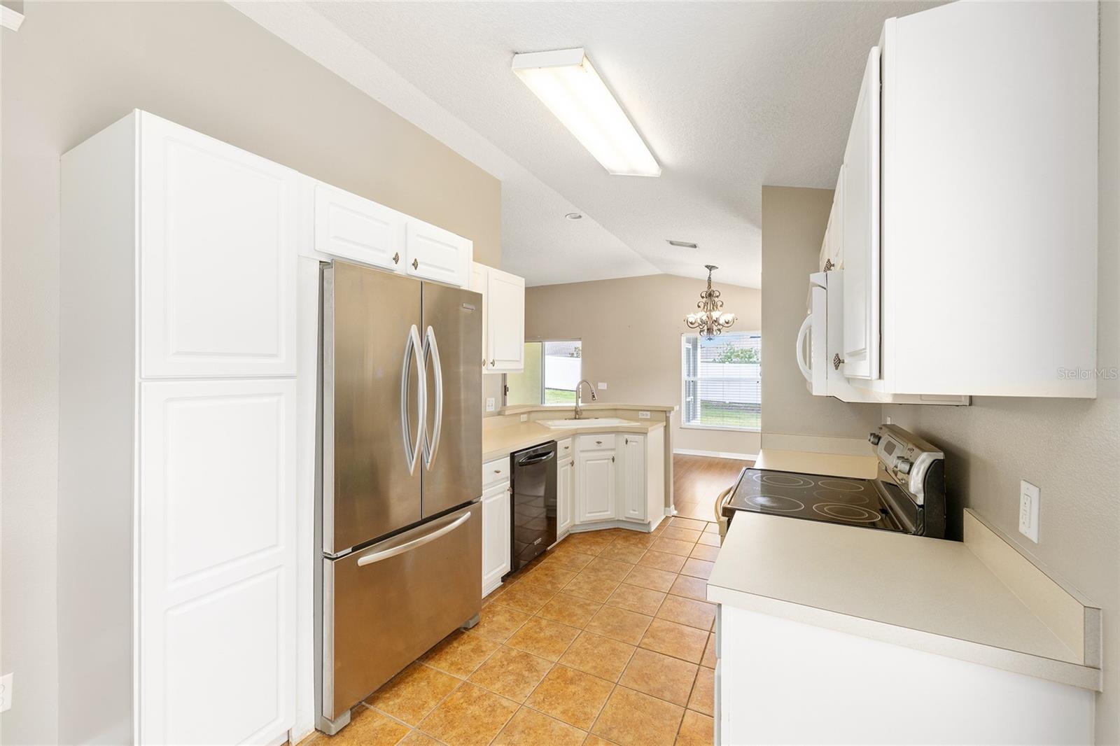 Image 25 of 44 For 10323 Patrick Drive