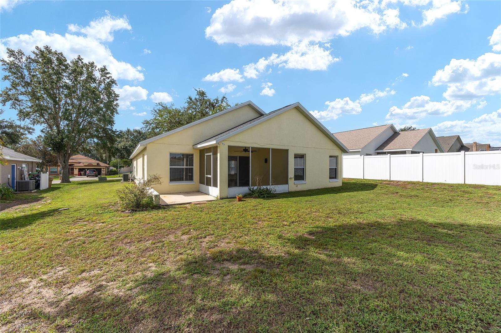Image 39 of 44 For 10323 Patrick Drive