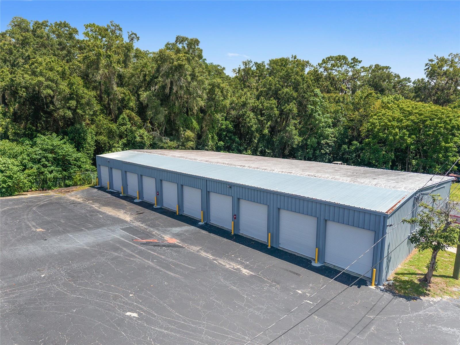 Image 18 of 78 For 3007 Jacksonville Road