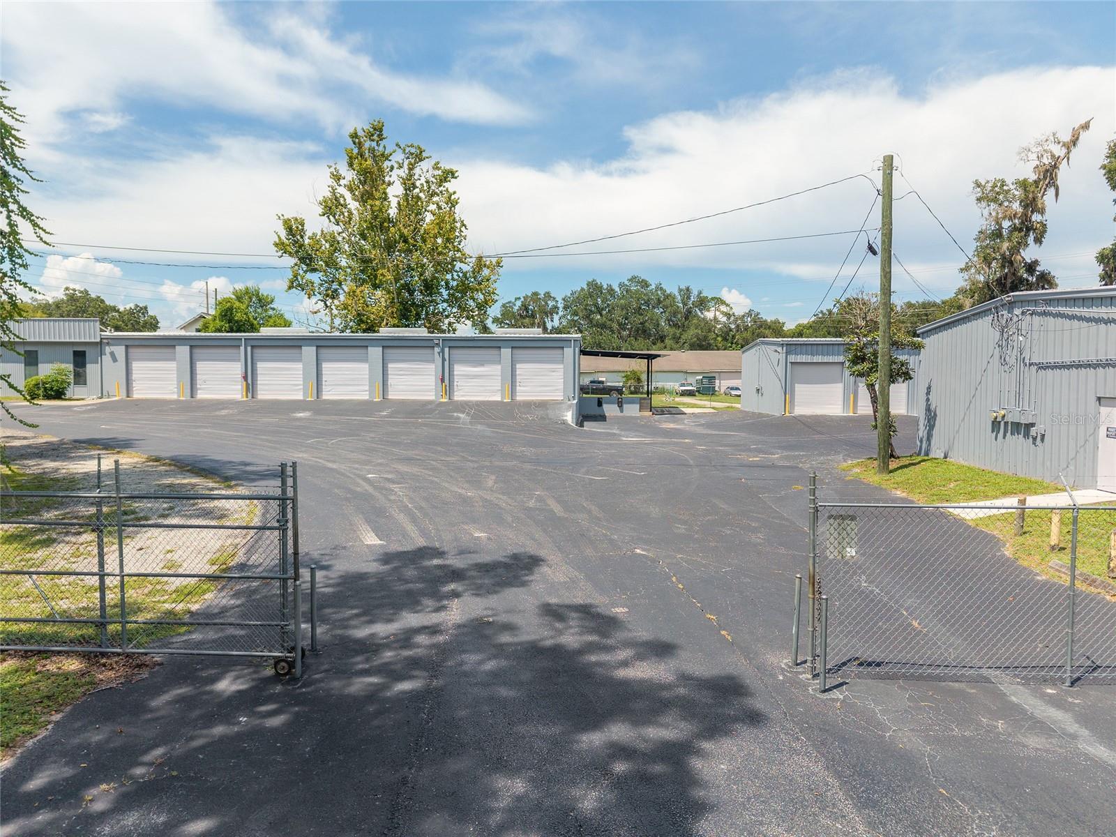 Image 36 of 78 For 3007 Jacksonville Road